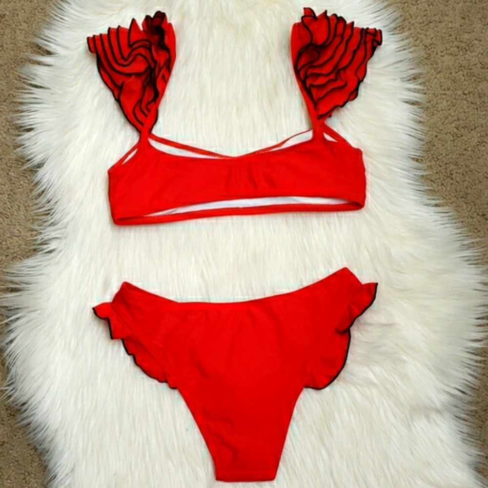 New Sexy Red Ruffle Shoulders Bikini Set Swimsuit - Picture 7 of 7